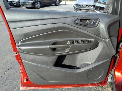 Used 2014 Ford Escape S image 7