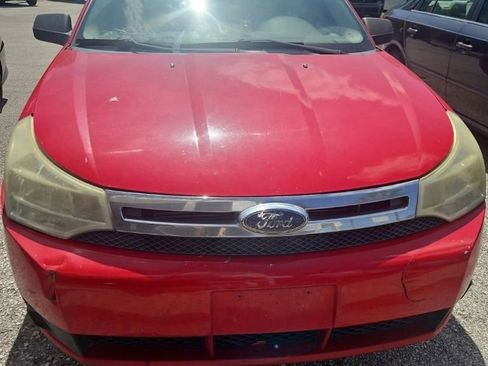 Used 2008 Ford Focus SE FWD image 2