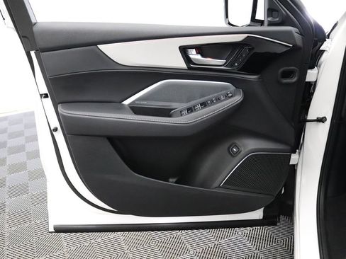 Certified 2026 Acura MDX SH-AWD w/ Technology Package image 13