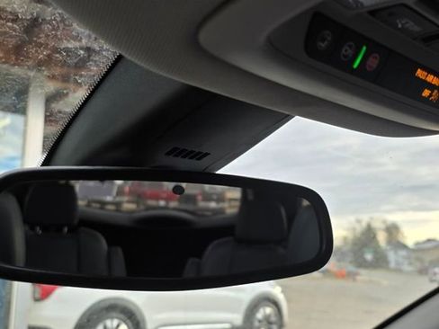 Used 2020 Buick Enclave Premium w/ Sun and Sites Package image 25