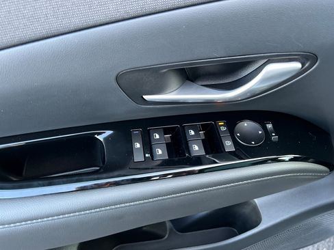 Certified 2025 Hyundai Tucson Limited image 12