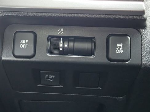Used 2016 Subaru Crosstrek 2.0i Limited AWD/4WD image 34