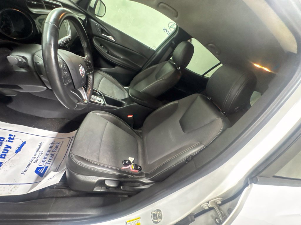 Used 2020 Buick Encore GX Preferred AWD/4WD image 16