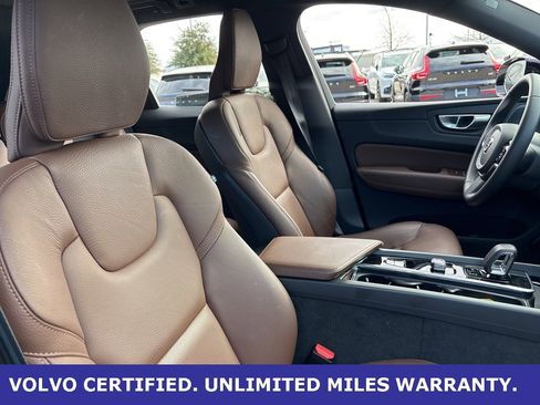 Certified 2023 Volvo XC60 B5 Plus w/ Protection Package Premier image 12