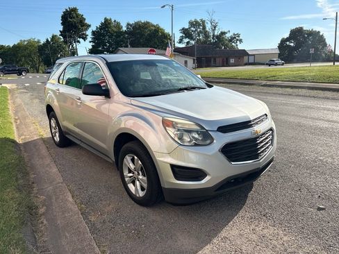 Used 2016 Chevrolet Equinox LS FWD image 10