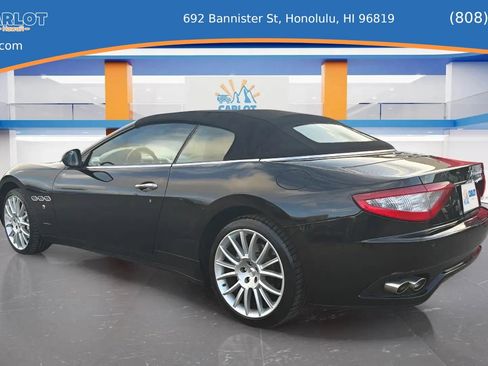 Used 2012 Maserati GranTurismo Convertible RWD image 2