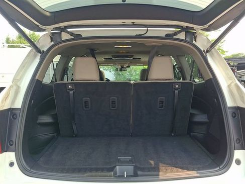 Used 2016 Honda Pilot Touring image 33