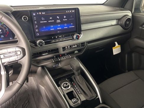 New 2026 Chevrolet Colorado W/T w/ WT Custom Package image 25