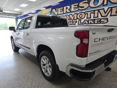 Used 2020 Chevrolet Silverado 1500 LTZ w/ LTZ Premium Package AWD/4WD image 5