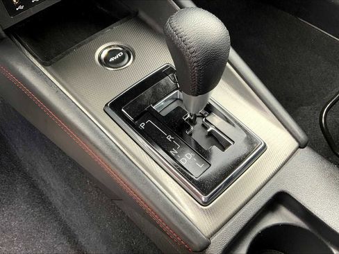 Used 2024 Mitsubishi Outlander Sport SE image 32