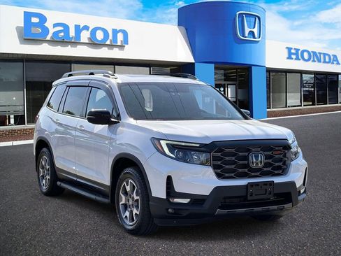 Used 2022 Honda Passport TrailSport image 1