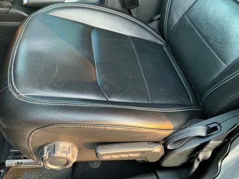 Used 2023 Jeep Wrangler Unlimited Sahara w/ Cold Weather Group image 10