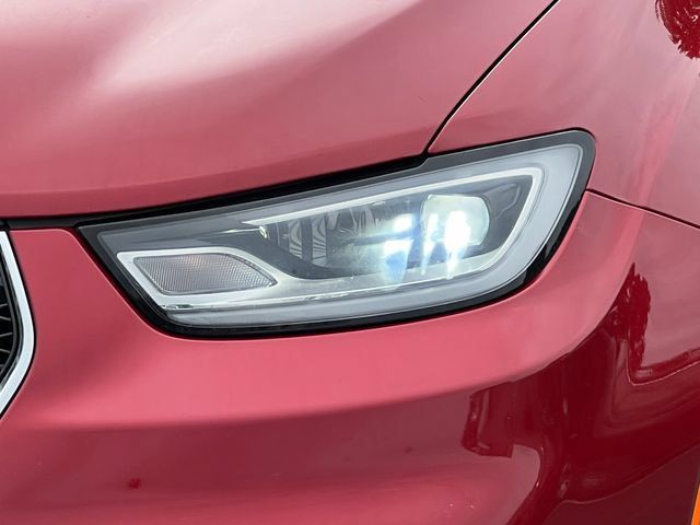 Used 2025 Chrysler Pacifica Select FWD image 44