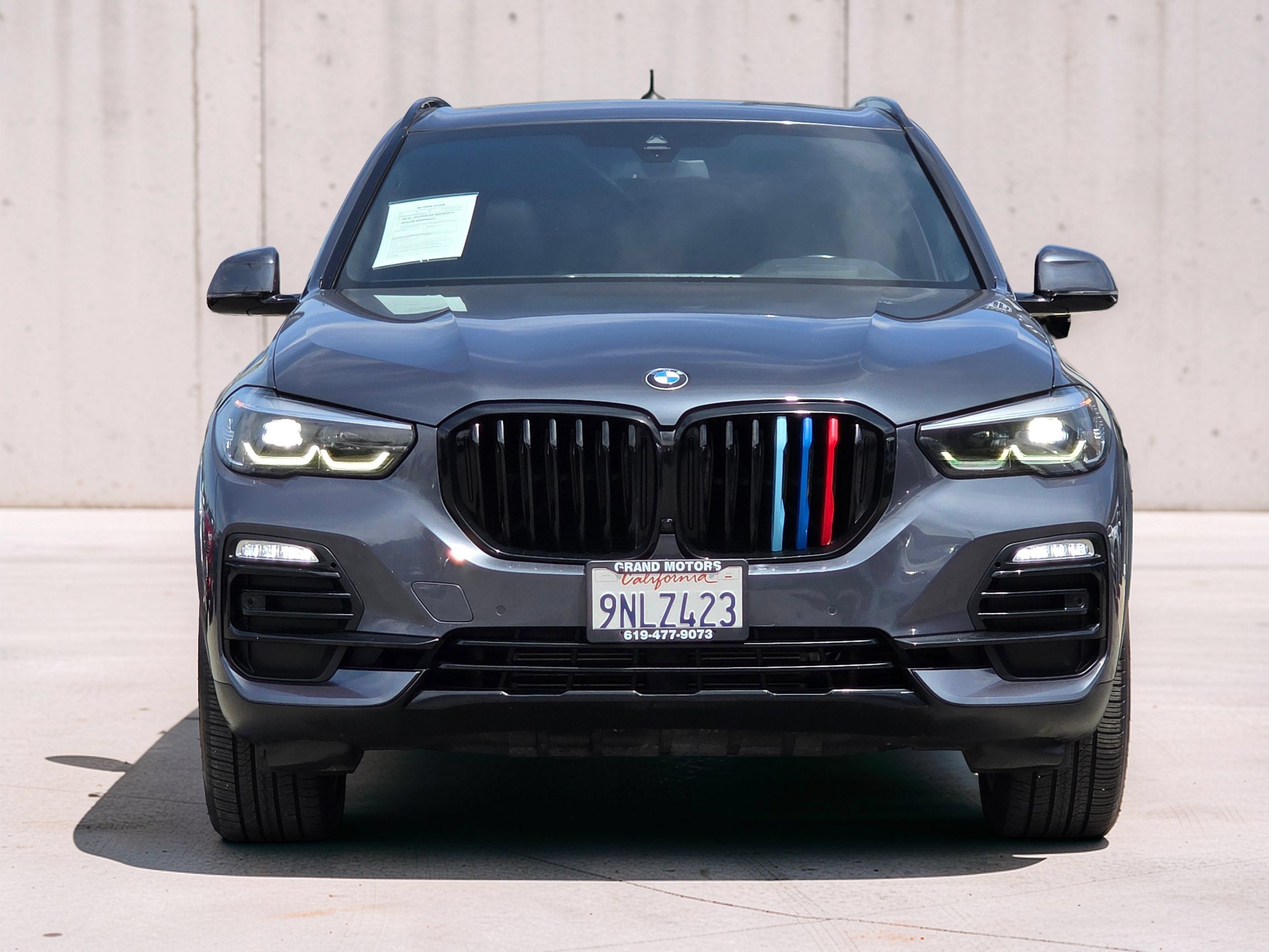 Used 2019 BMW X5 xDrive40i w/ Premium Package 2 AWD/4WD image 2