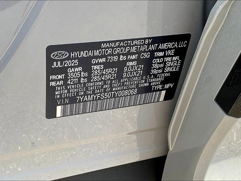 New 2026 Hyundai Ioniq 9 Calligraphy image 8