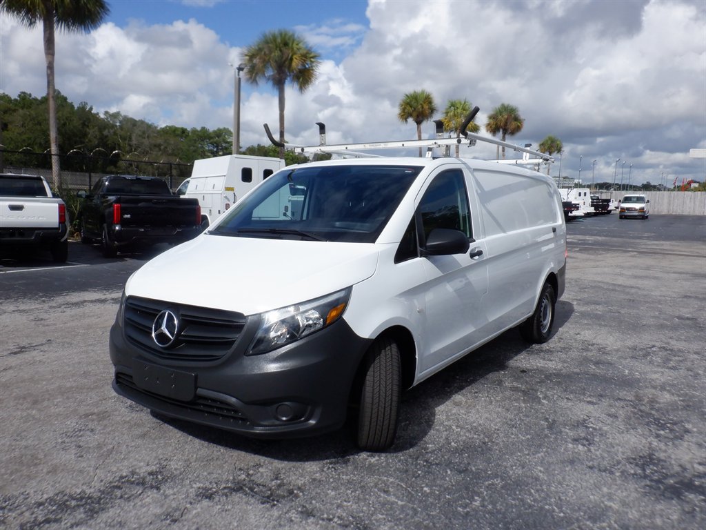 Used 2023 Mercedes-Benz Metris image 19