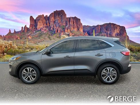 Used 2022 Ford Escape SEL AWD/4WD image 3