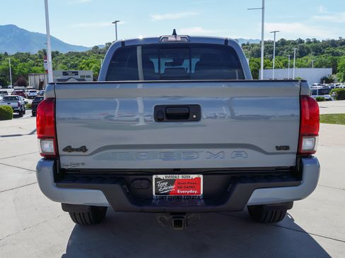 Certified 2021 Toyota Tacoma SR5 w/ Technology Package AWD/4WD image 7