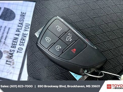 Used 2023 Chevrolet Silverado 1500 LT Trail Boss w/ Protection Package image 8