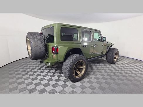 Used 2024 Jeep Wrangler Unlimited AWD/4WD image 38