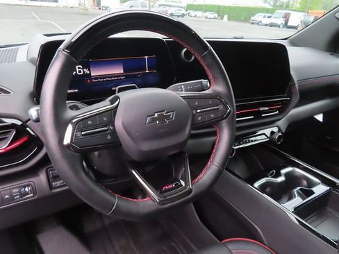Certified 2025 Chevrolet Silverado EV RST AWD/4WD image 14