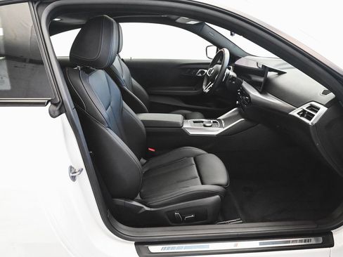 Used 2025 BMW M240i xDrive M240i image 33