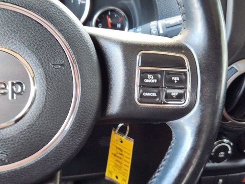 Used 2012 Jeep Wrangler Sport AWD/4WD image 19