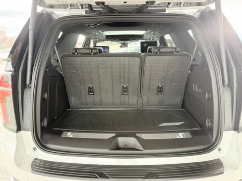 Used 2025 Chevrolet Tahoe High Country image 60