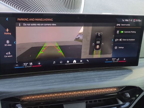 Certified 2025 BMW 330i 330i w/ Premium Package image 24