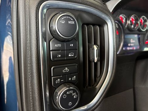 Used 2020 Chevrolet Silverado 1500 LT w/ All-Star Edition AWD/4WD image 12