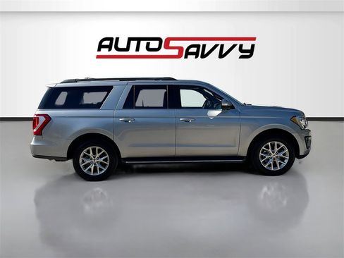 Used 2020 Ford Expedition Max XLT w/ Equipment Group 202A image 8