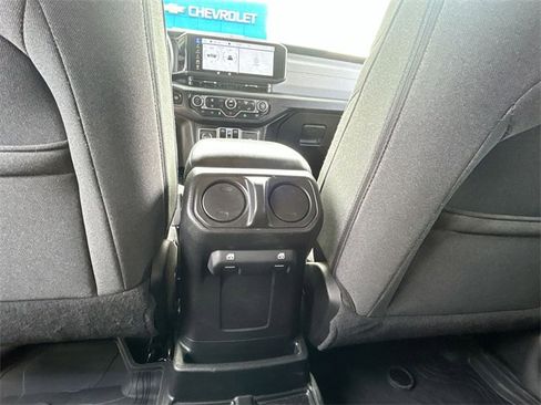 Used 2024 Jeep Wrangler Unlimited image 20