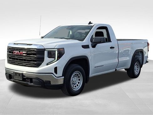 Used 2024 GMC Sierra 1500 Pro w/ Convenience Package image 3