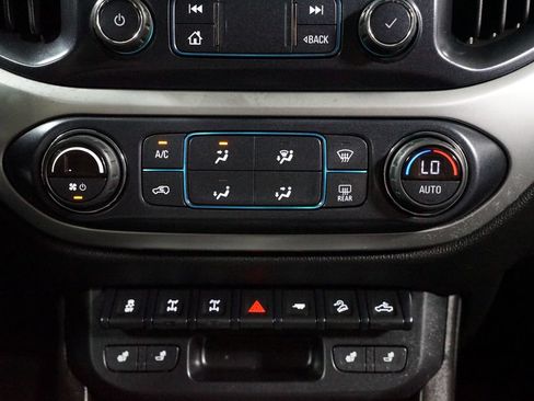 Used 2019 Chevrolet Colorado ZR2 AWD/4WD image 18