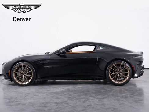 New 2026 Aston Martin V8 Vantage Base image 2