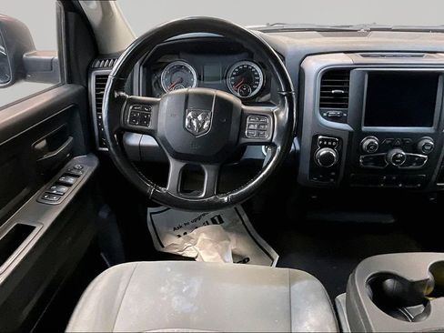 Used 2022 RAM 1500 Express w/ Wheel & Sound Group AWD/4WD image 10