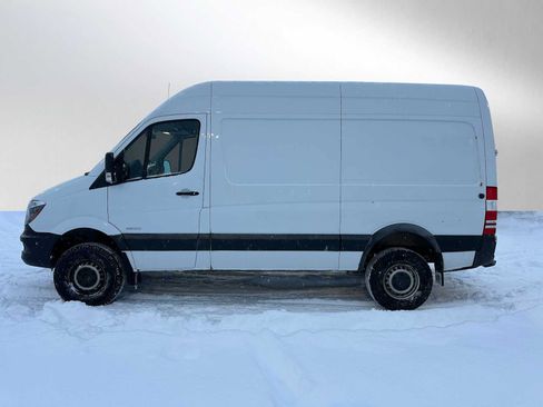 Used 2015 Freightliner Sprinter 2500 image 6