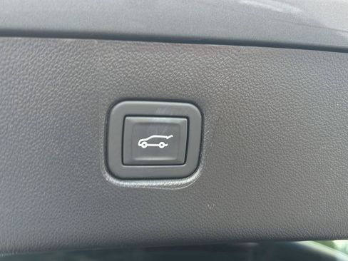 Used 2024 Chevrolet Blazer Premier w/ Driver Confidence II Package FWD image 26