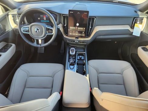 New 2026 Volvo XC60 B5 Core image 11