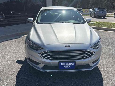 Used 2018 Ford Fusion S image 2