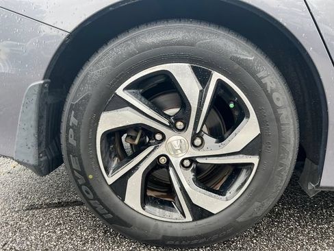 Used 2016 Honda Accord LX image 18