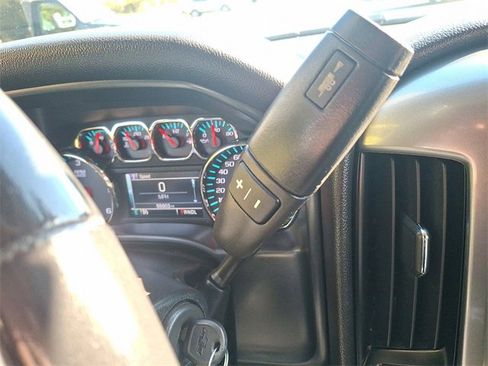 Used 2019 Chevrolet Silverado 1500 LT image 17