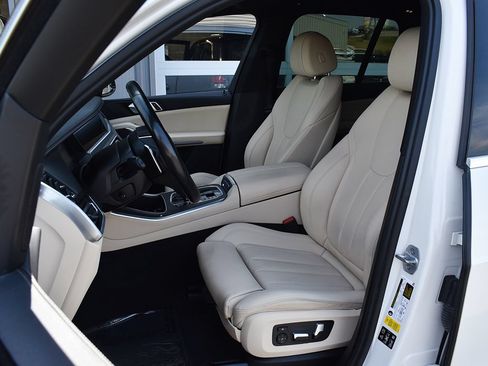 Used 2021 BMW X5 xDrive40i w/ Convenience Package AWD/4WD image 5