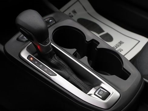 Used 2025 Chevrolet Trax LS image 25