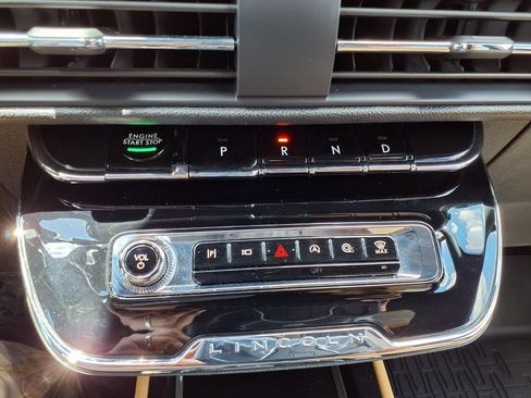 Used 2023 Lincoln Corsair Reserve w/ Equipment Group 201A AWD/4WD image 20