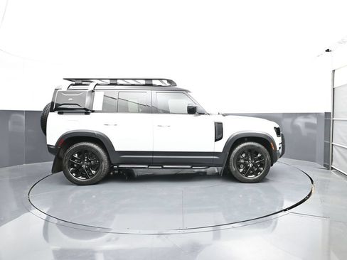 Used 2020 Land Rover Defender 110 HSE AWD/4WD image 8