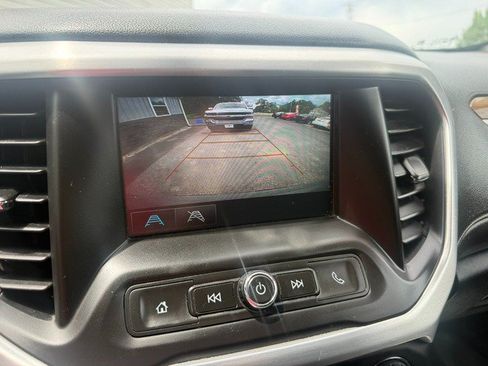 Used 2019 GMC Acadia SLE w/ LPO, Floor Liner Package AWD/4WD image 20