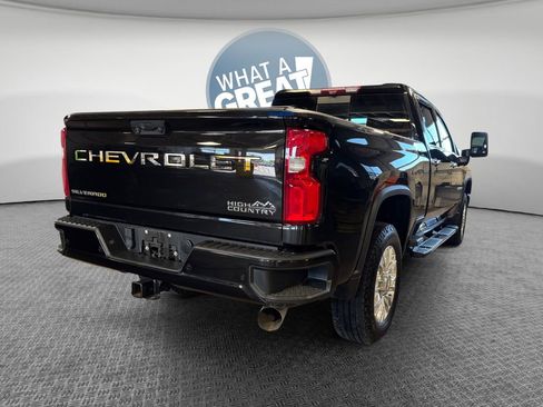 Used 2022 Chevrolet Silverado 2500 High Country w/ Z71 Off-Road Package AWD/4WD image 3