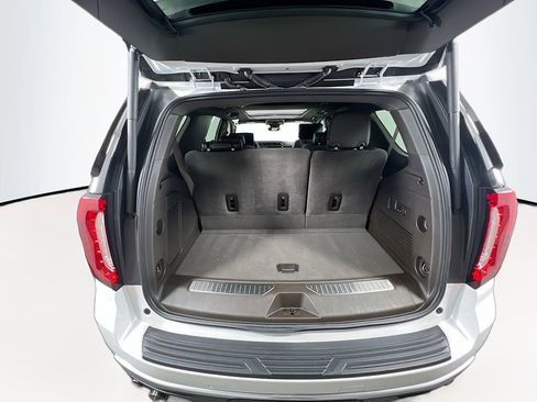 Certified 2024 GMC Yukon Denali w/ Denali Reserve Package AWD/4WD image 6