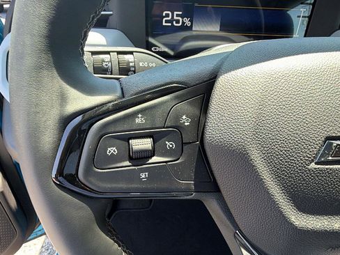 New 2027 Chevrolet Bolt LT w/ Comfort Package FWD image 20